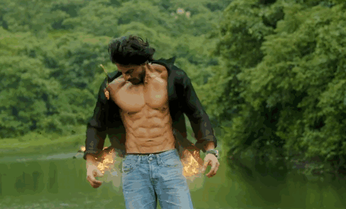 Shah Rukh Khan shirt on fire